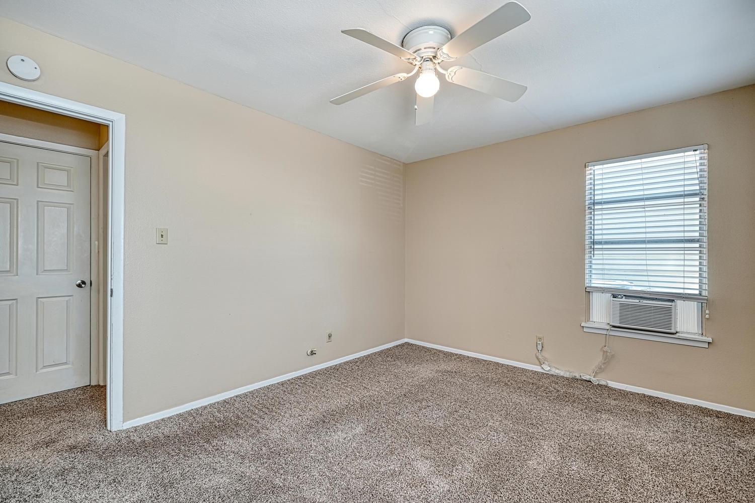 4906 Gladeview Drs Property Photo 11