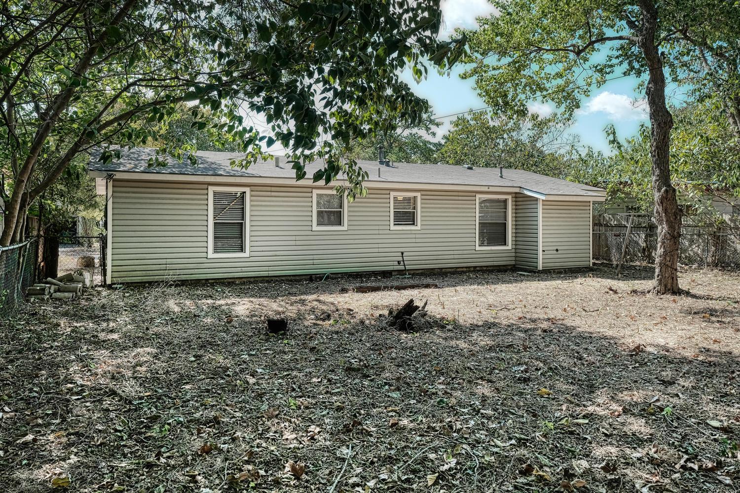 4906 Gladeview Drs Property Photo 15