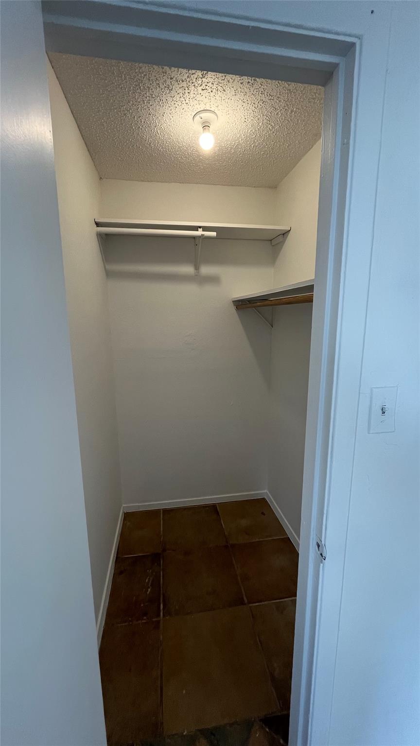 9515 Aberdeen Way #a Property Photo 16