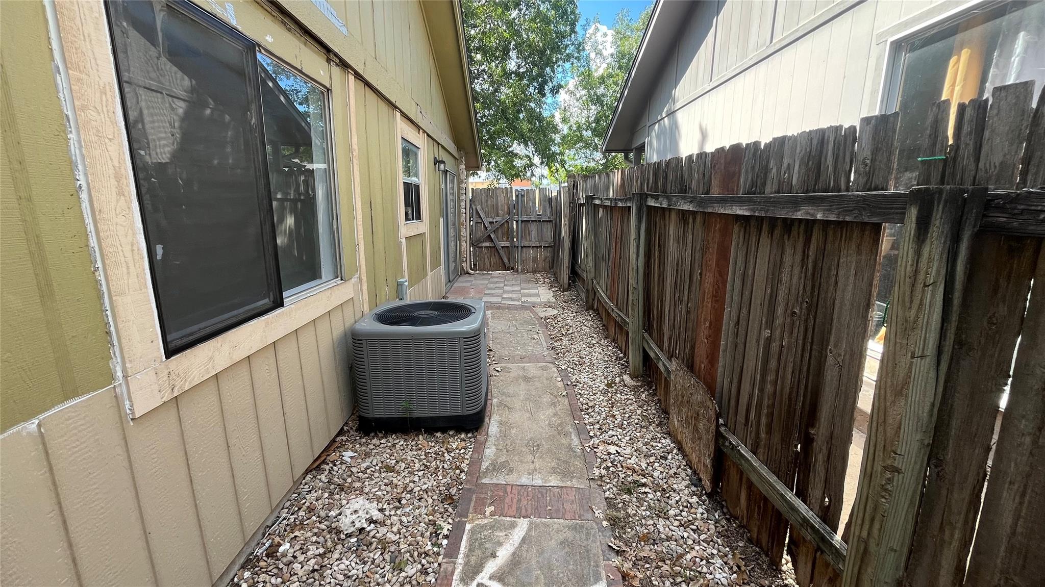 9515 Aberdeen Way #a Property Photo 17
