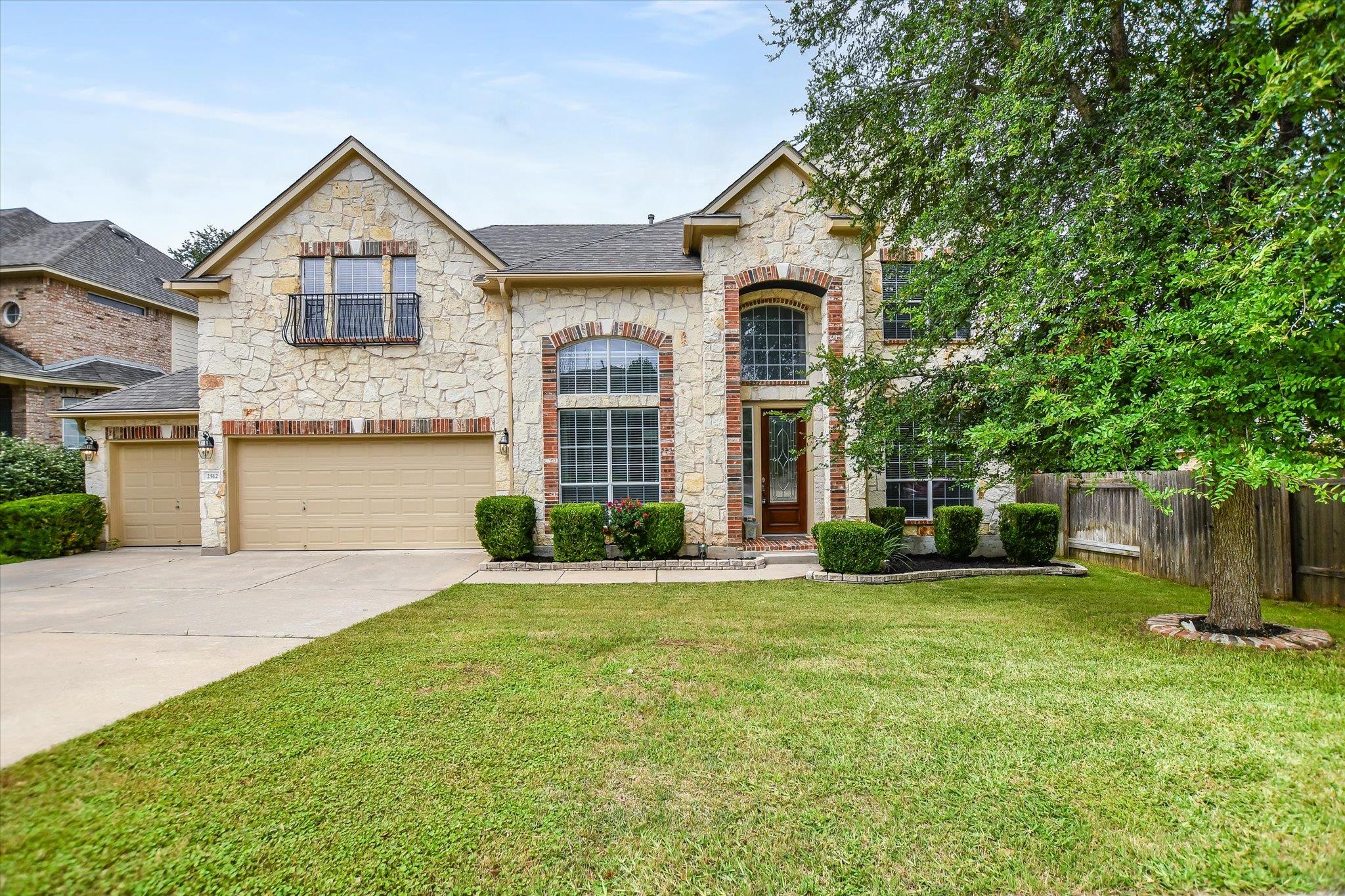 2512 Armatrading Dr Property Photo 1
