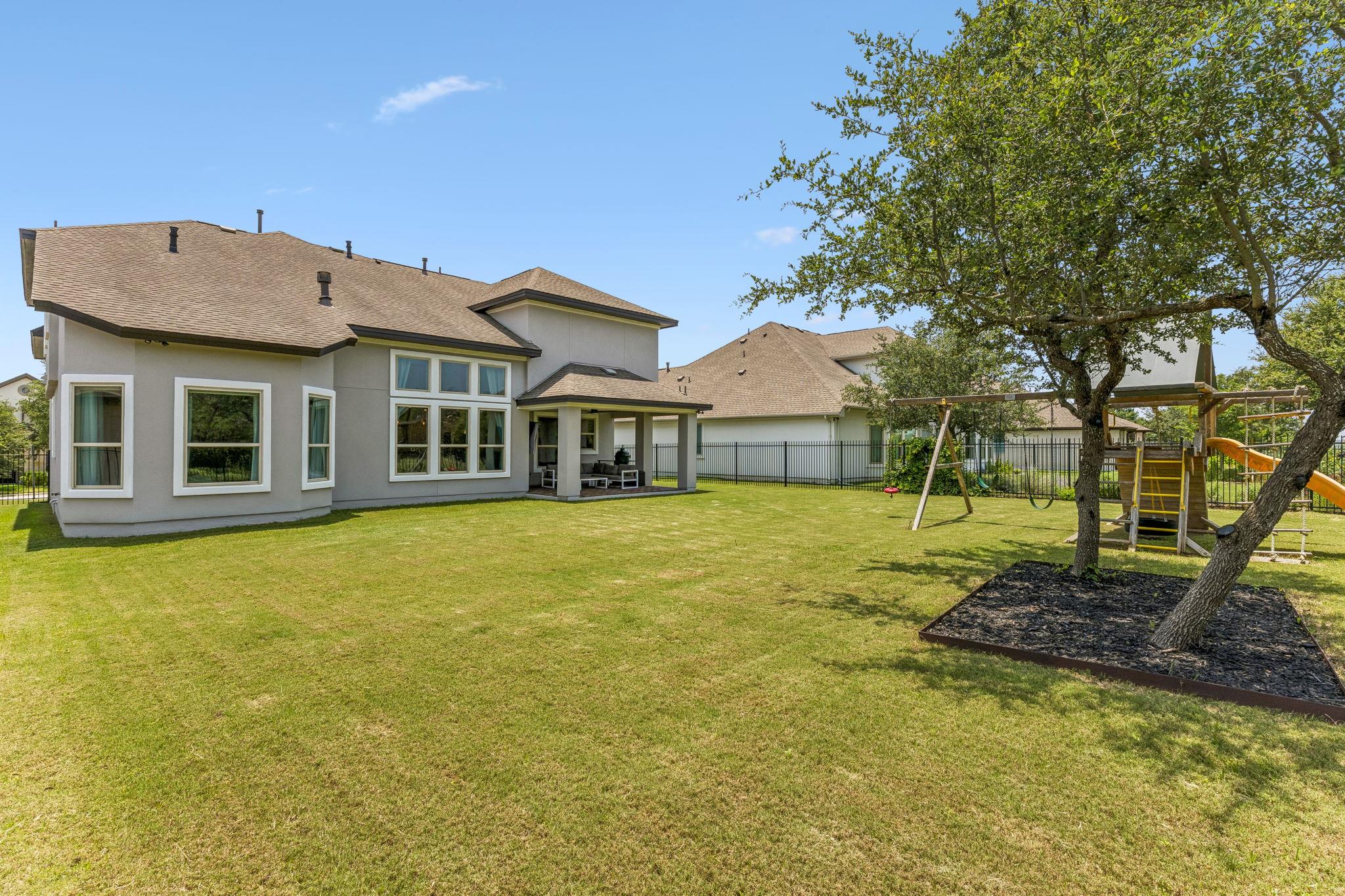 441 Jacksdaw Dr Property Photo 28