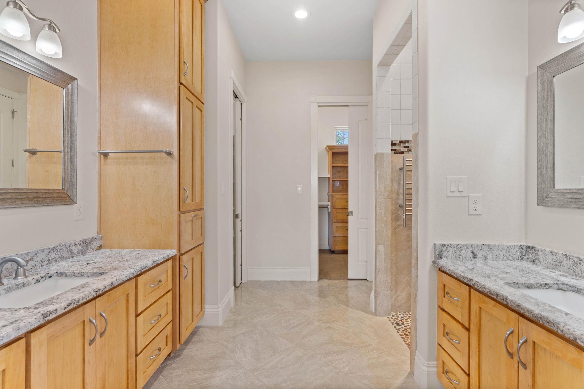 128 Carol Cv Property Photo 23