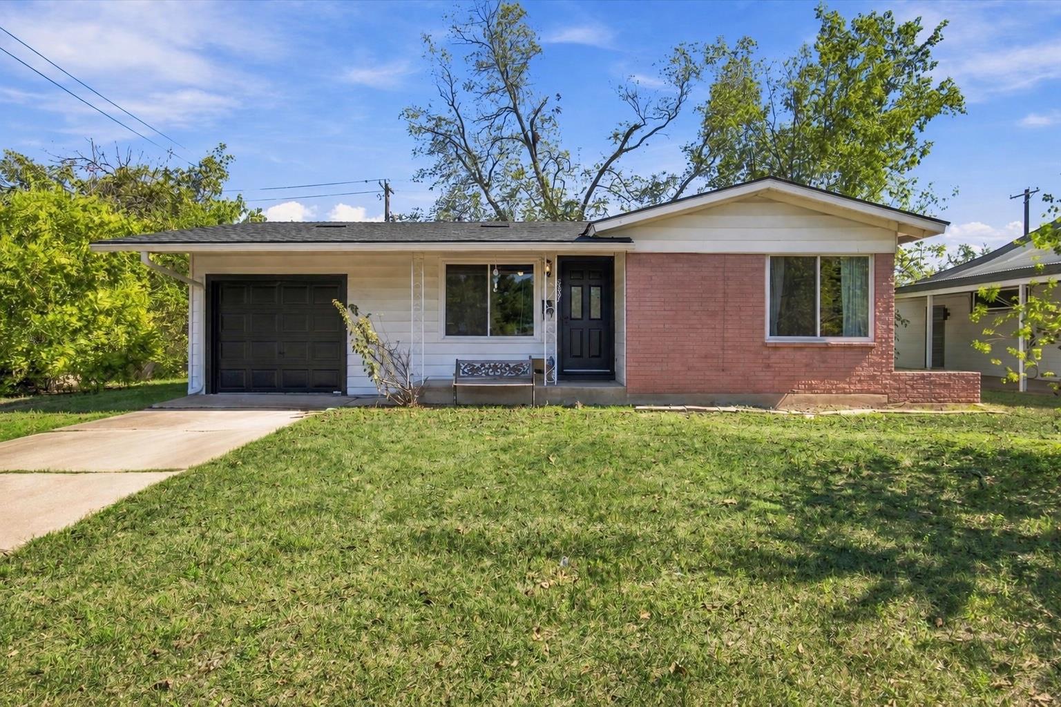 8207 Lazy Ln Property Photo 1