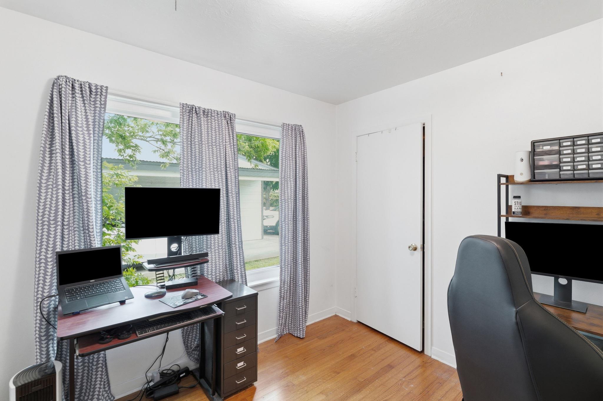 8207 Lazy Ln Property Photo 16