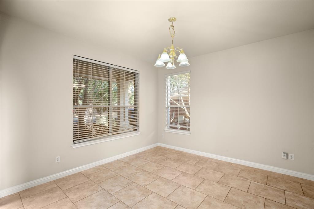 10105 Wind Cave Trl Property Photo 9