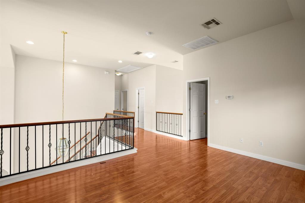 10105 Wind Cave Trl Property Photo 15