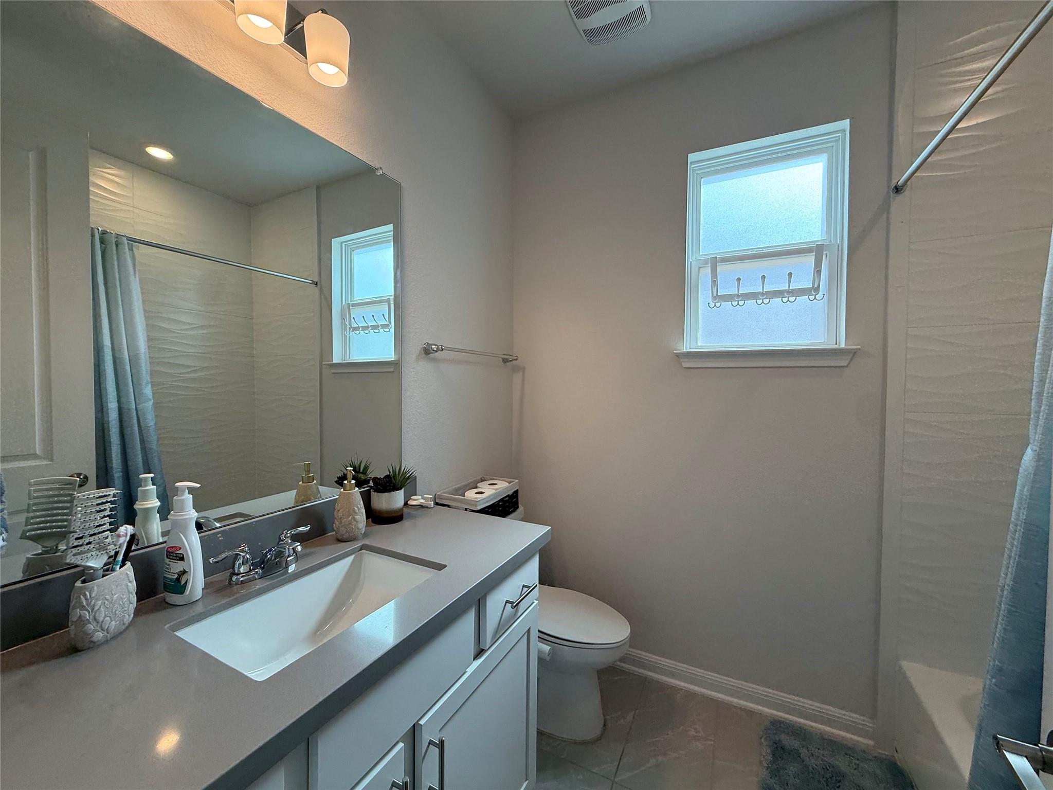 437 Leeward Pass Property Photo 21