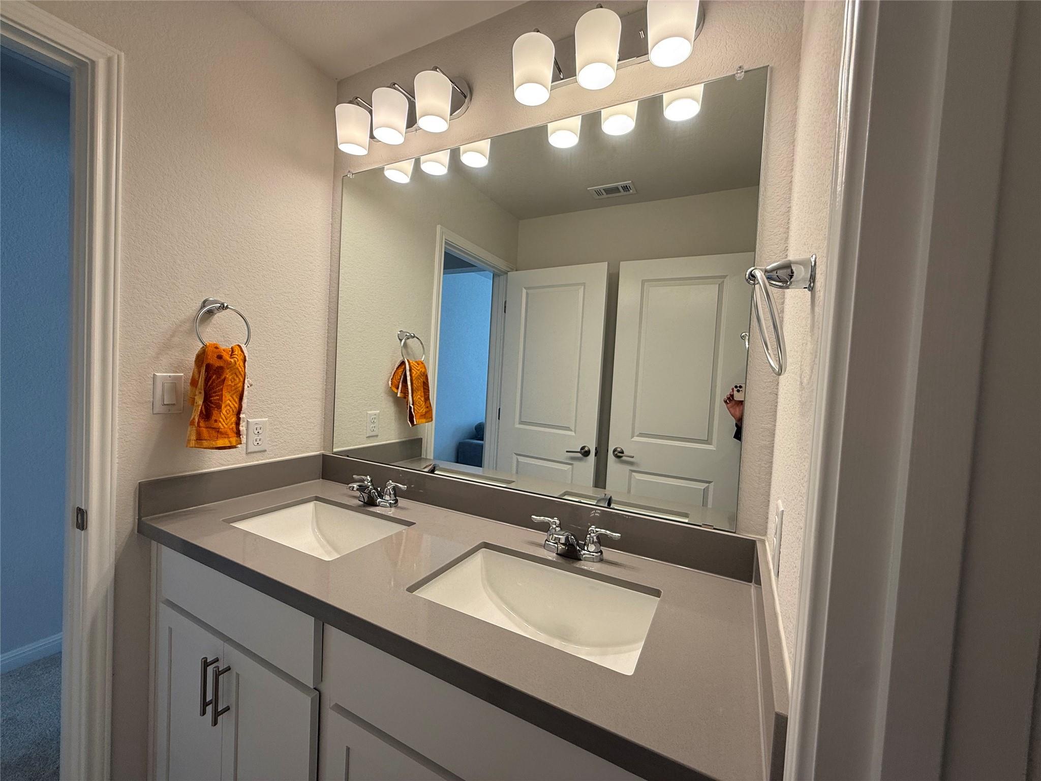 437 Leeward Pass Property Photo 27