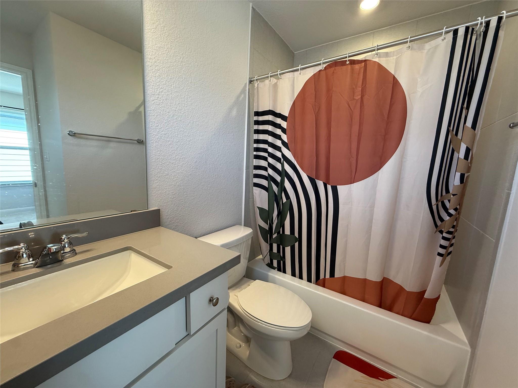 437 Leeward Pass Property Photo 30