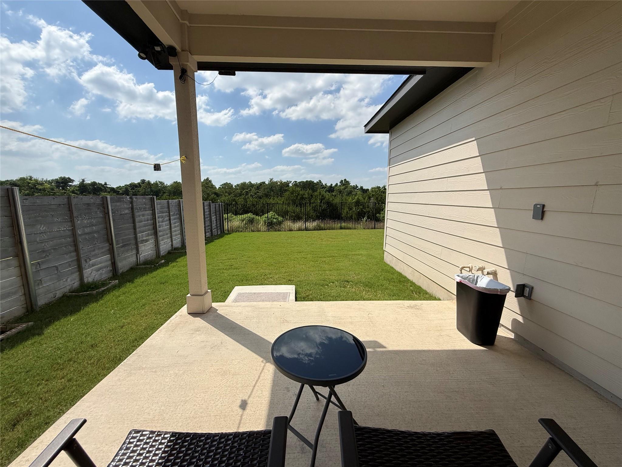 437 Leeward Pass Property Photo 32