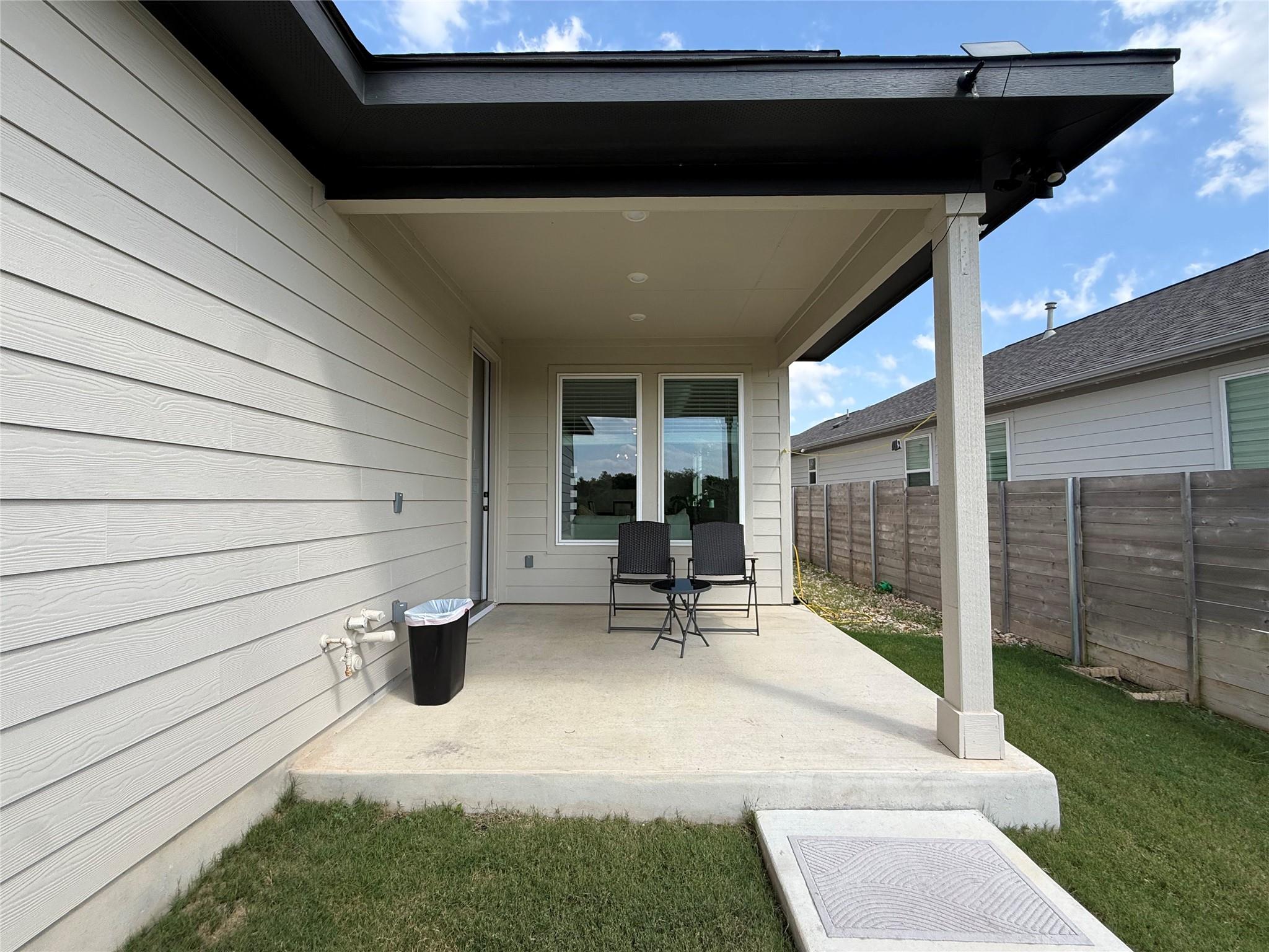 437 Leeward Pass Property Photo 34