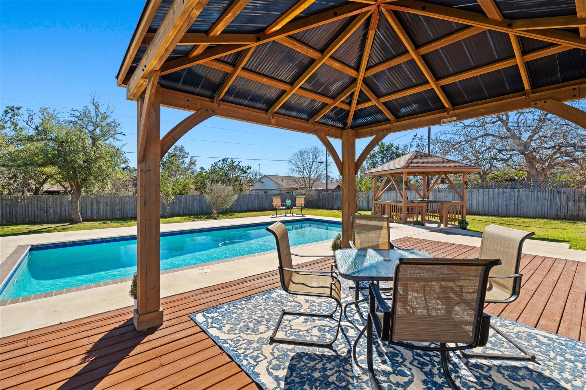1536 Kings Ranch Rd Property Photo 1