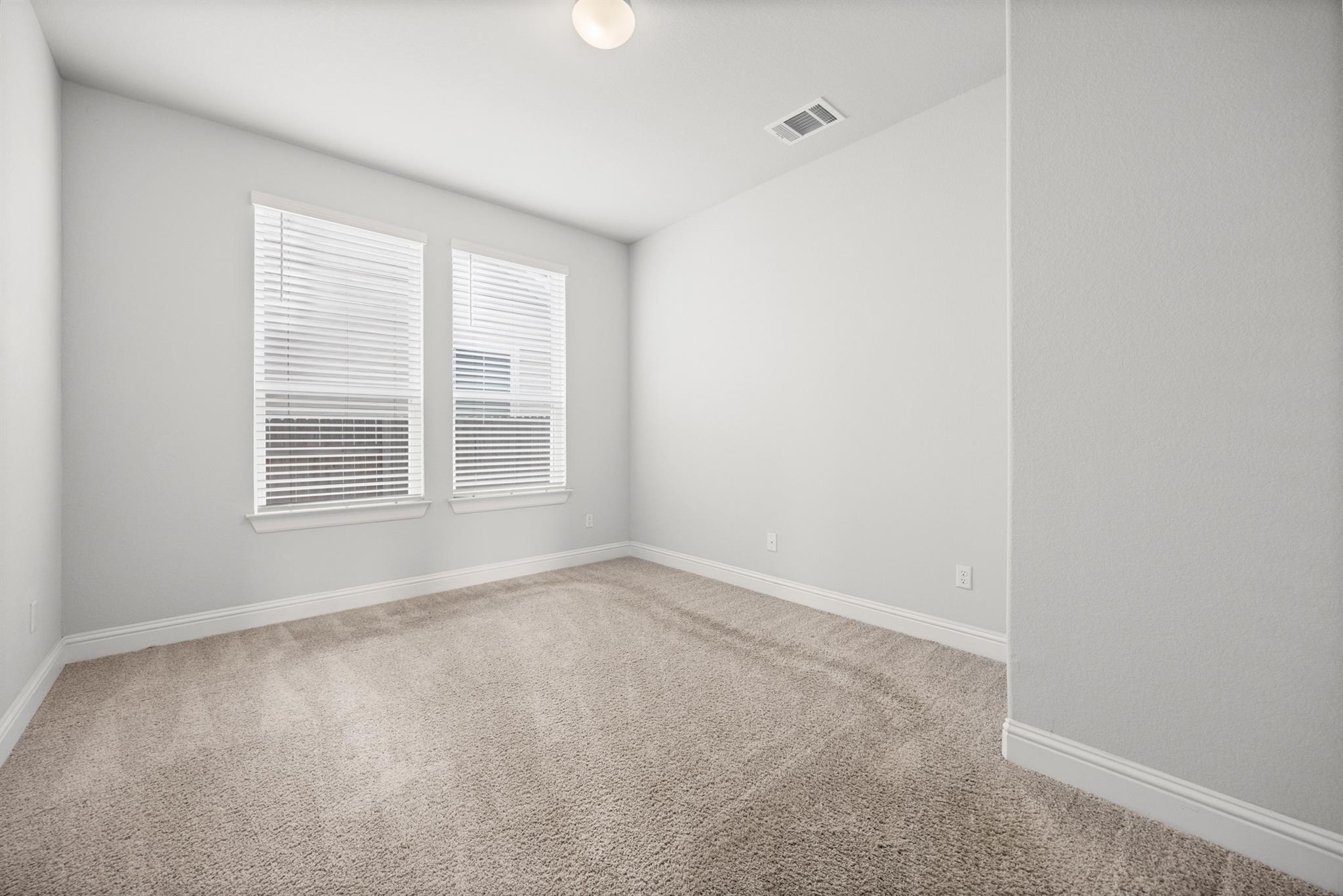 101 Stone Canyon Dr Property Photo 17