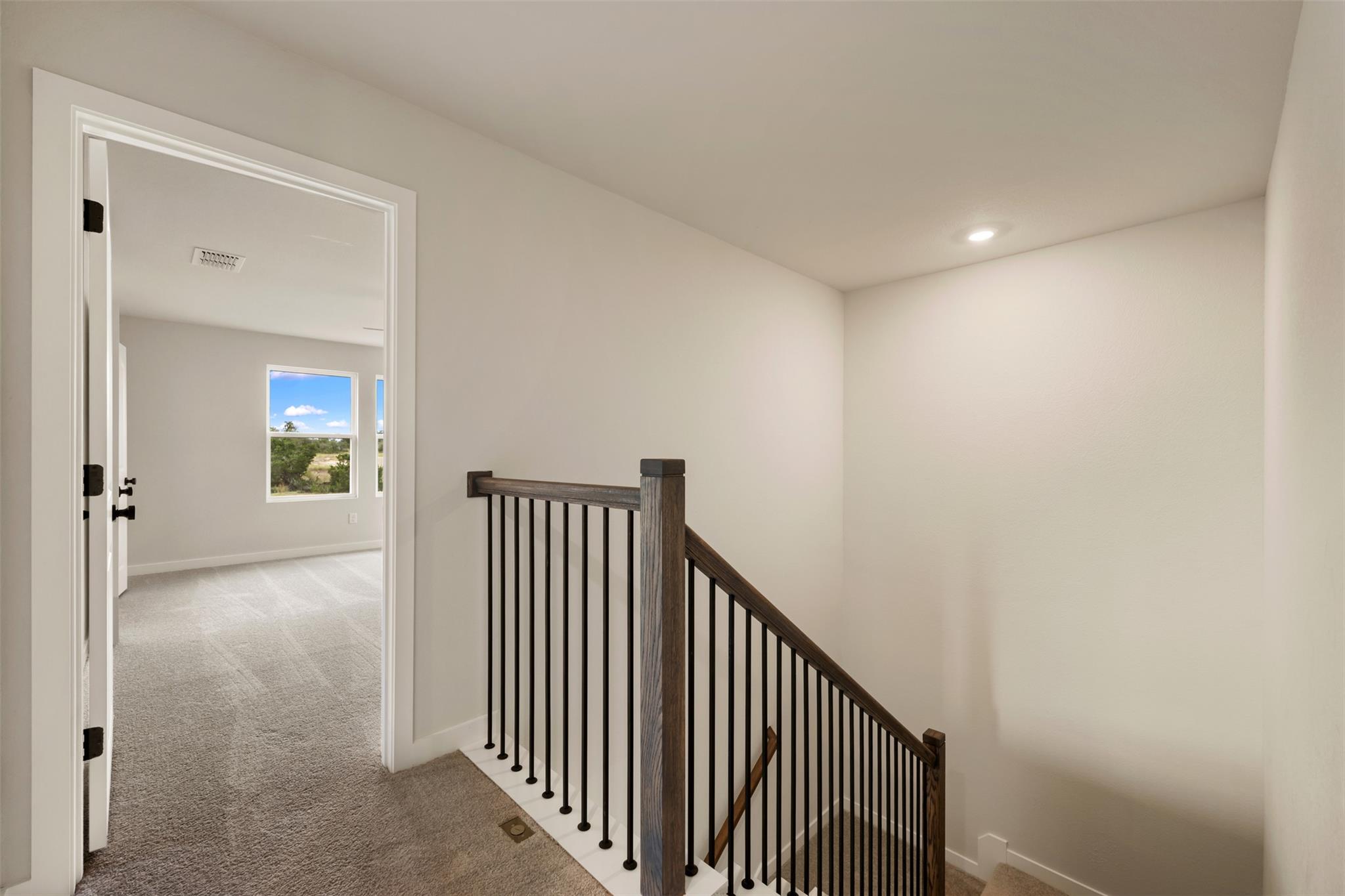 278 Crater Lake Dr Property Photo 25