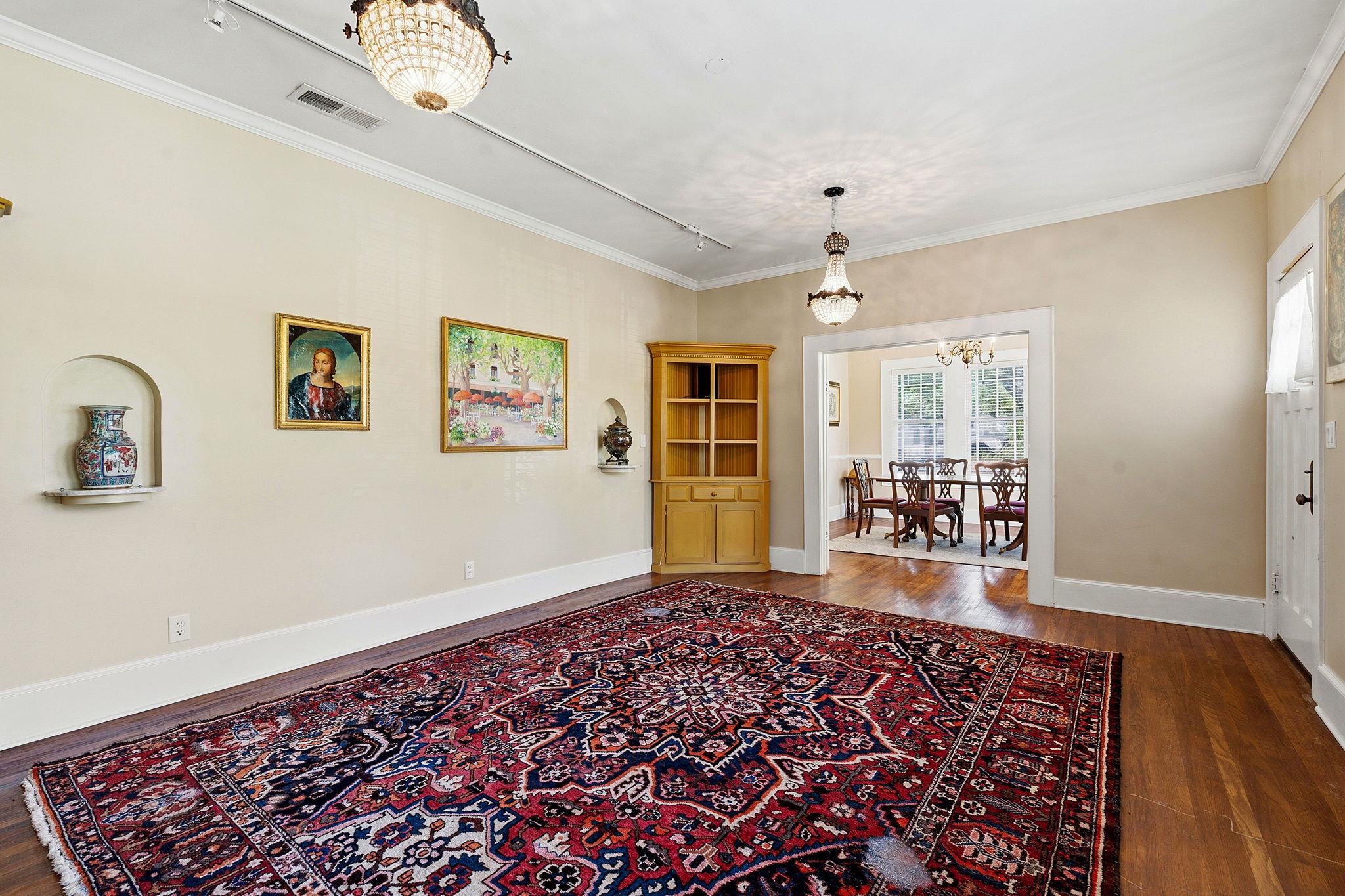 1232 Spruce St Property Photo 5