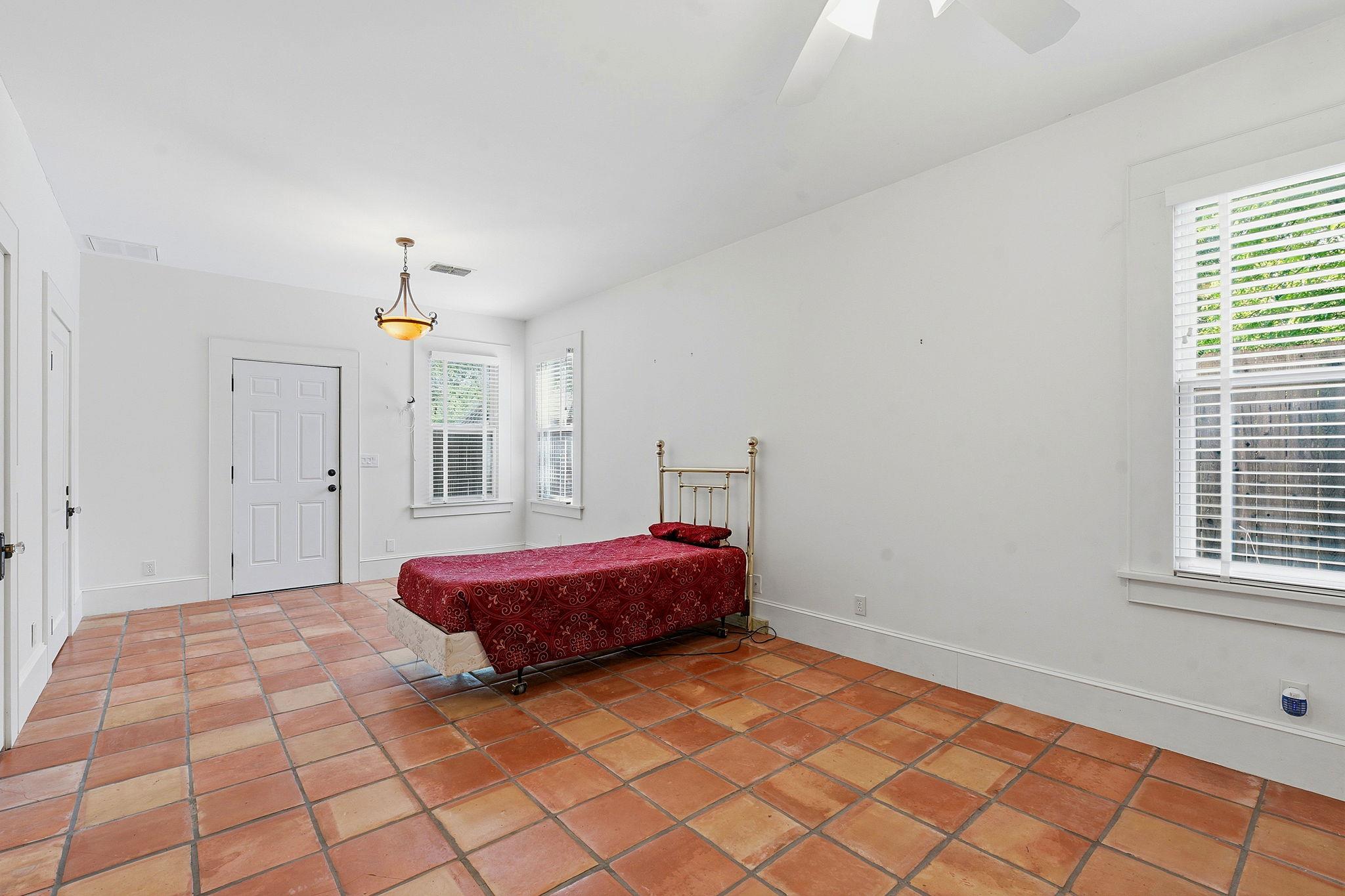 1232 Spruce St Property Photo 22