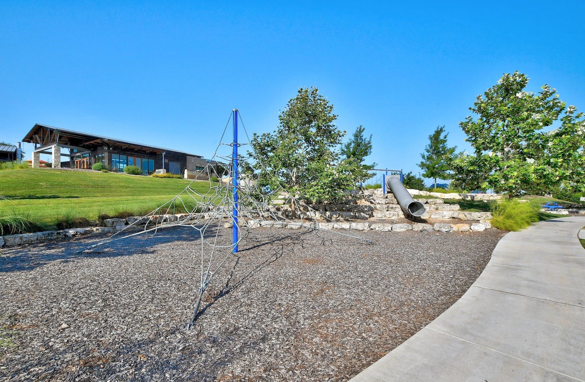 237 Moonlit Stream Pass Property Photo 39