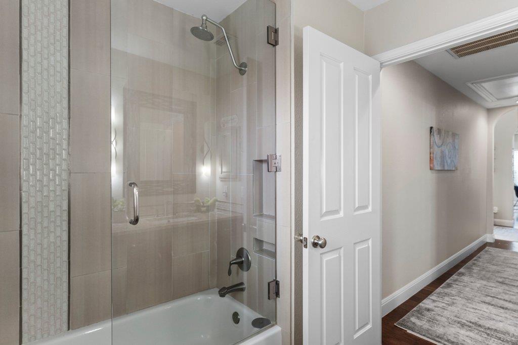 6913 Auckland Dr Property Photo 28