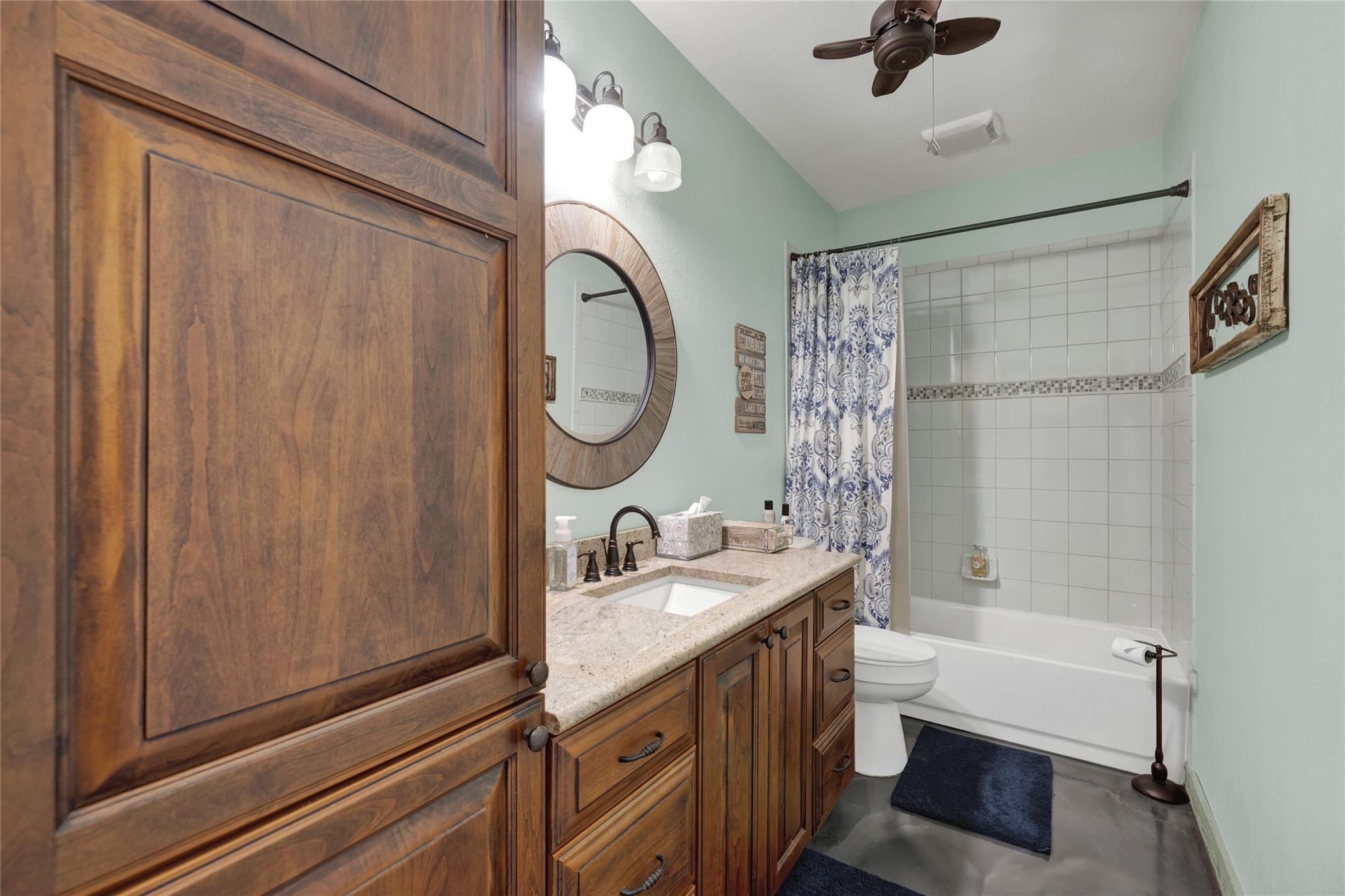 2611 Westview Dr None Property Photo 25
