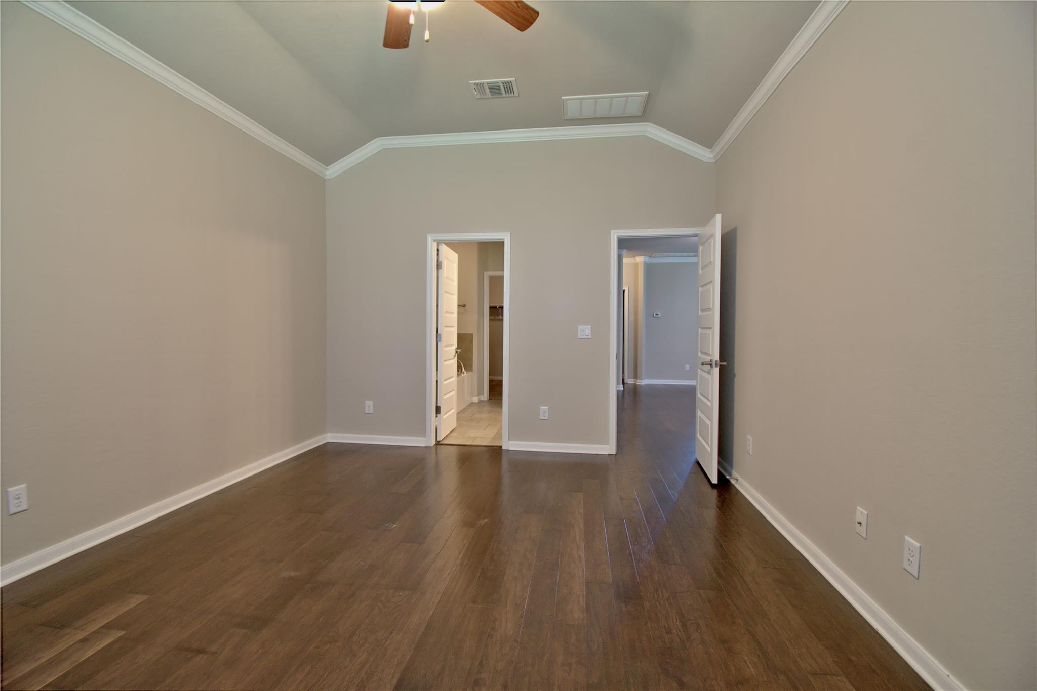 504 Hummingbird Ln #a Property Photo 13