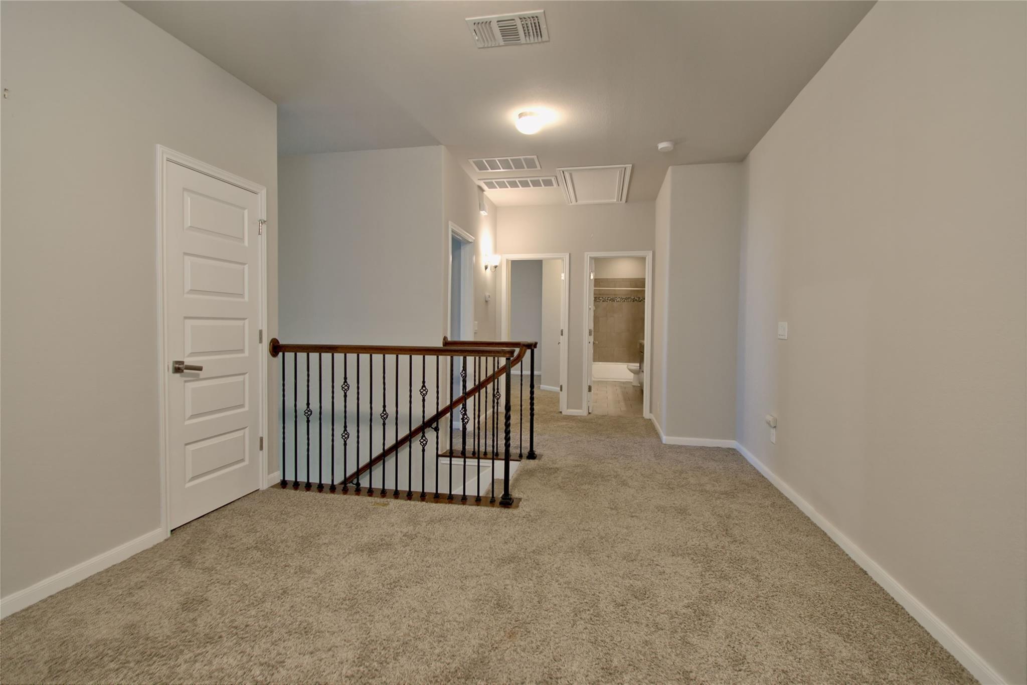 504 Hummingbird Ln #a Property Photo 19
