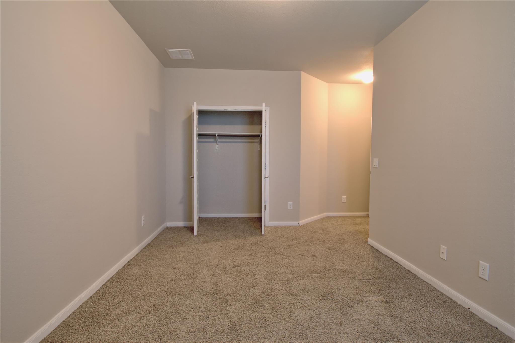 504 Hummingbird Ln #a Property Photo 23