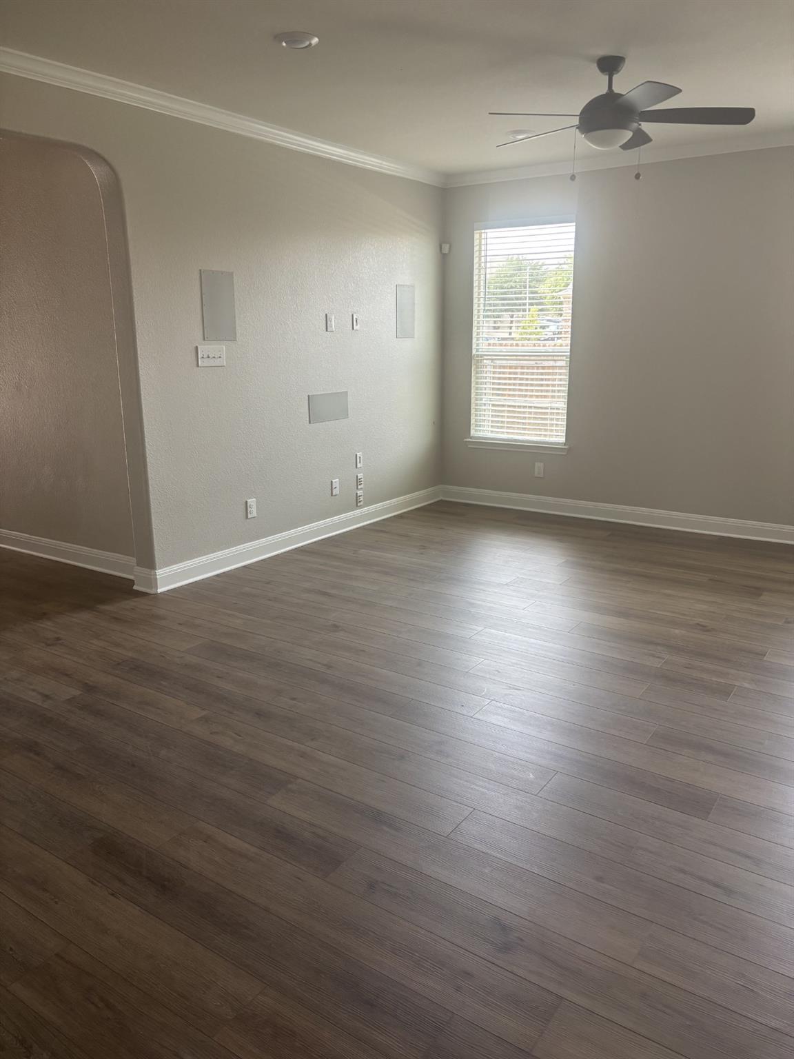 220 S Rocroi Dr Property Photo 2