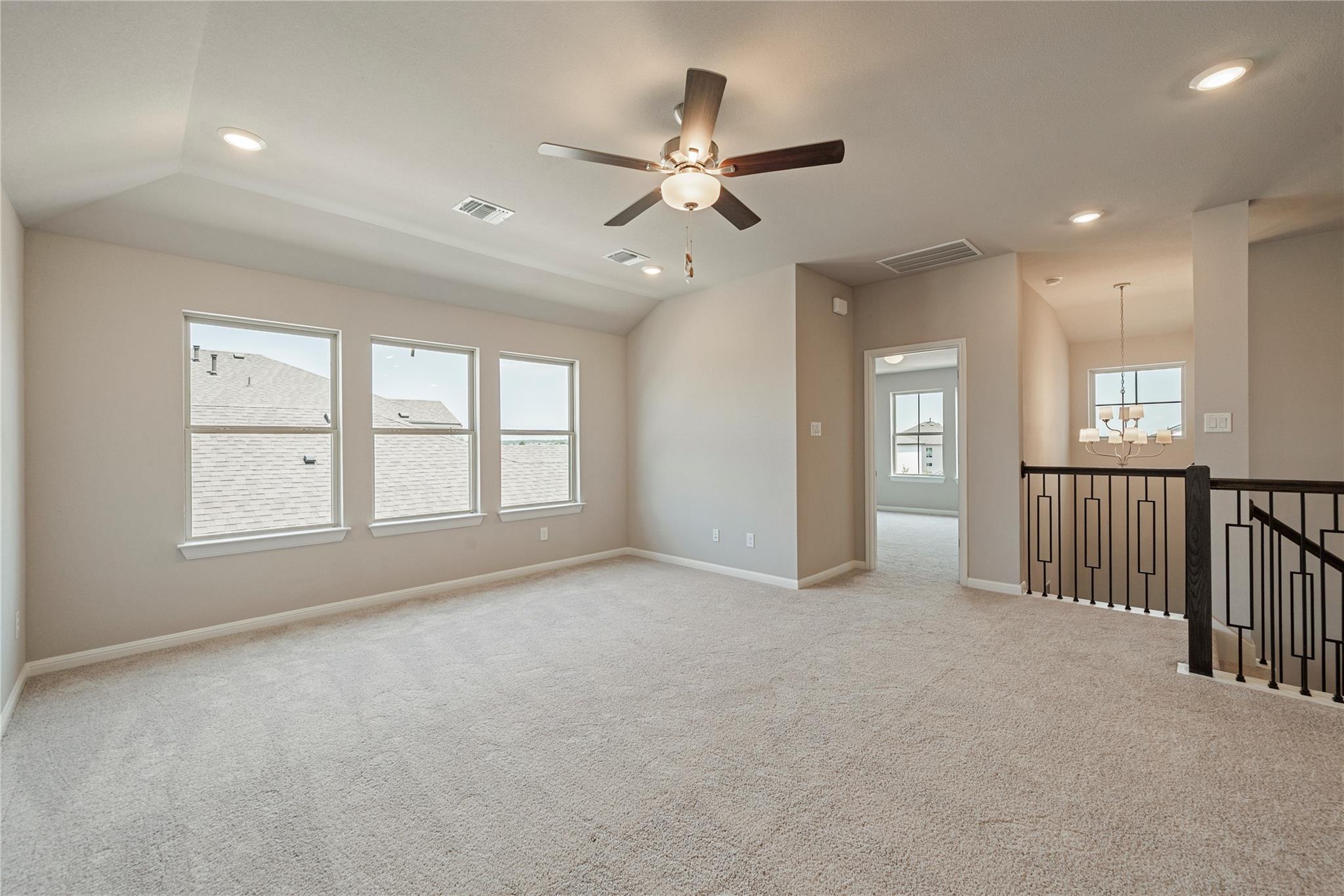 128 Comet Pointe Dr Property Photo 12