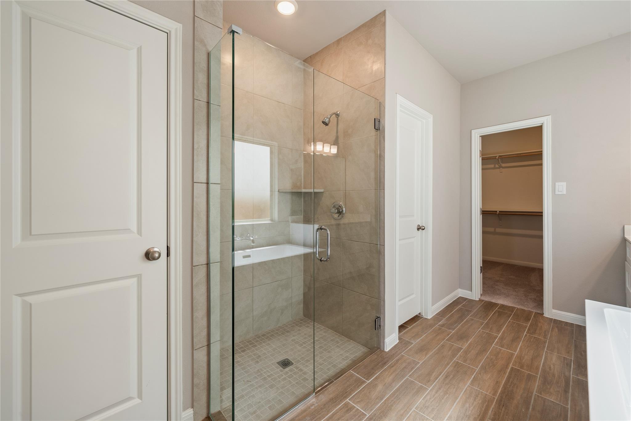 128 Comet Pointe Dr Property Photo 14