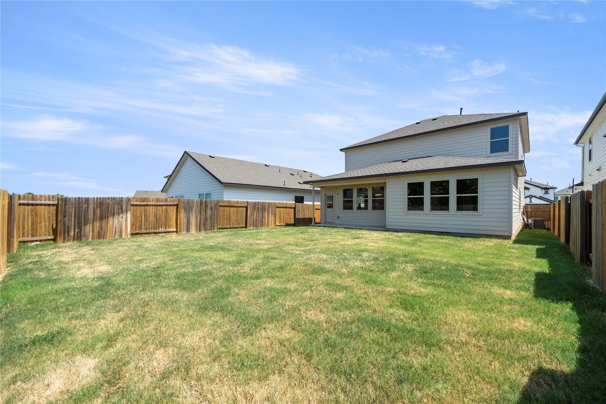 128 Comet Pointe Dr Property Photo 20