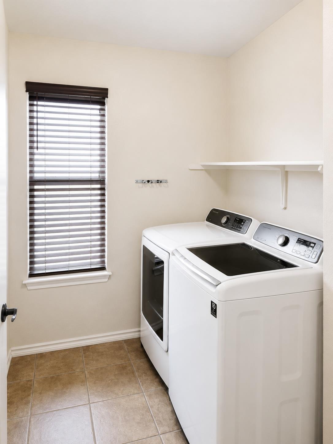 3844 Laurel Ridge Dr Property Photo 14