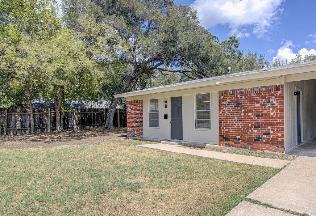 5006 Brighton Rd #b Property Photo 3