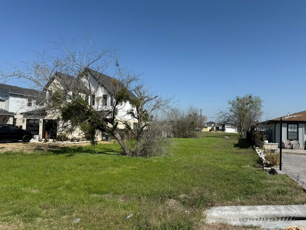 505 E Burton St Property Photo 6
