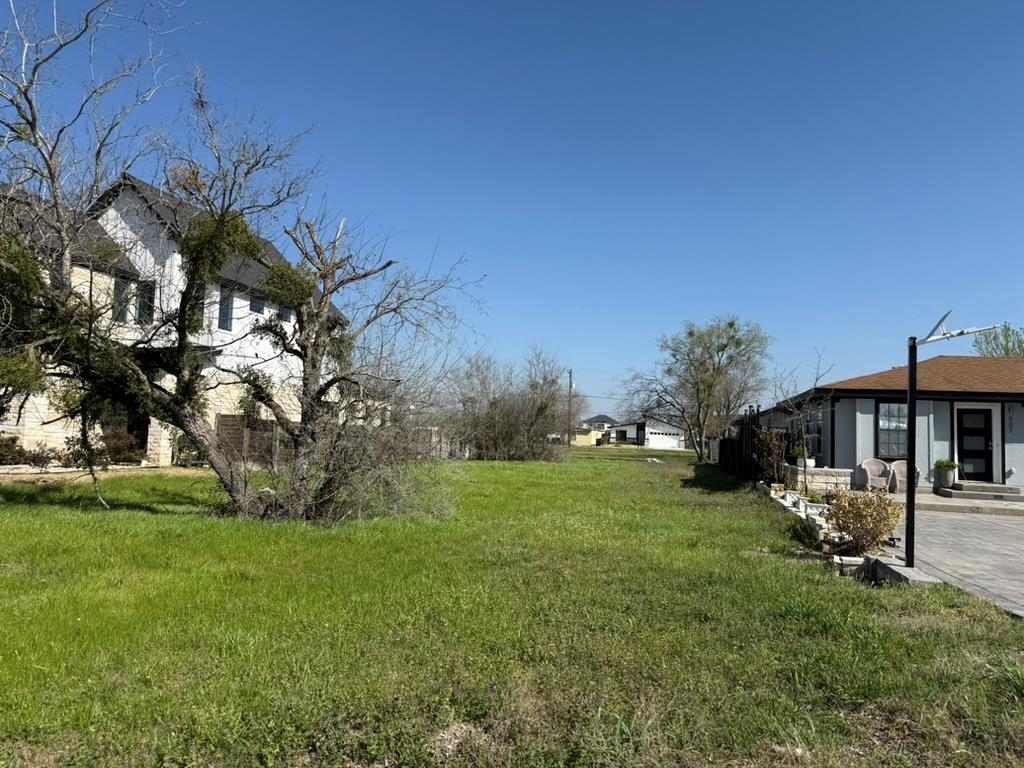 505 E Burton St Property Photo 7