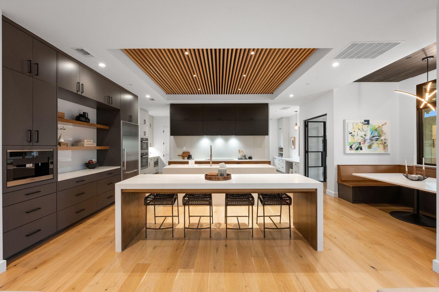 10208 Milky Way Property Photo 6