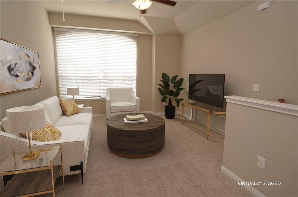 409 Epiphany Ln Property Photo 9