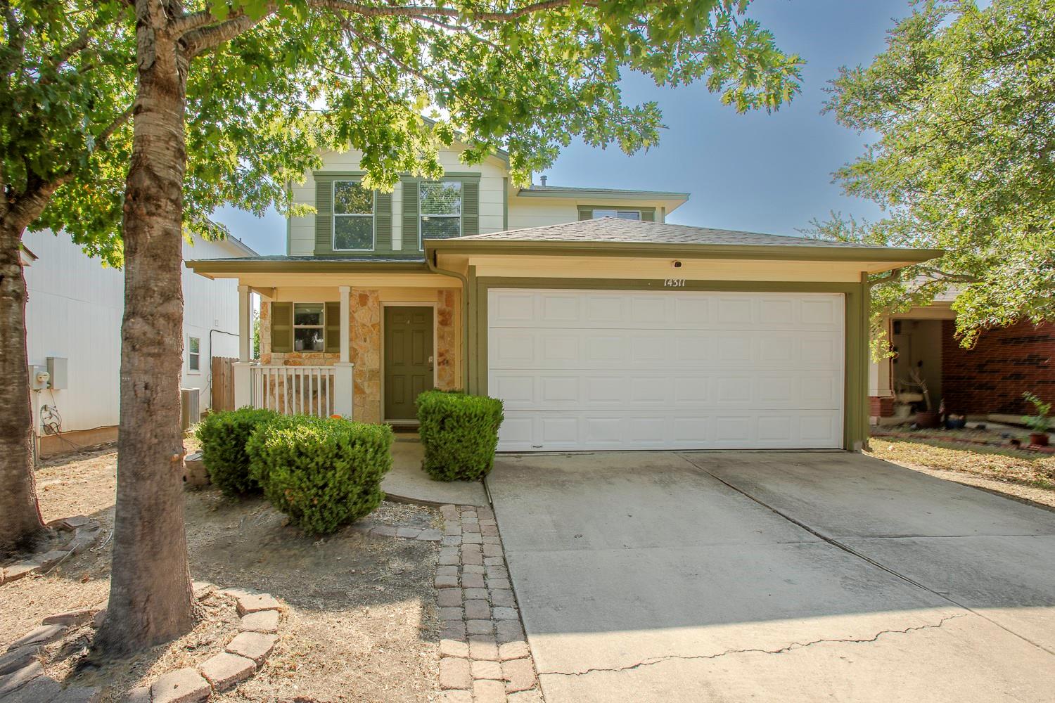 14311 Pebble Run Path Property Photo 2