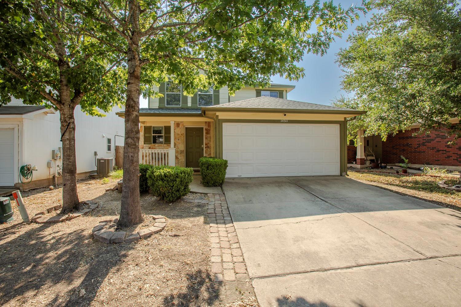 14311 Pebble Run Path Property Photo 3