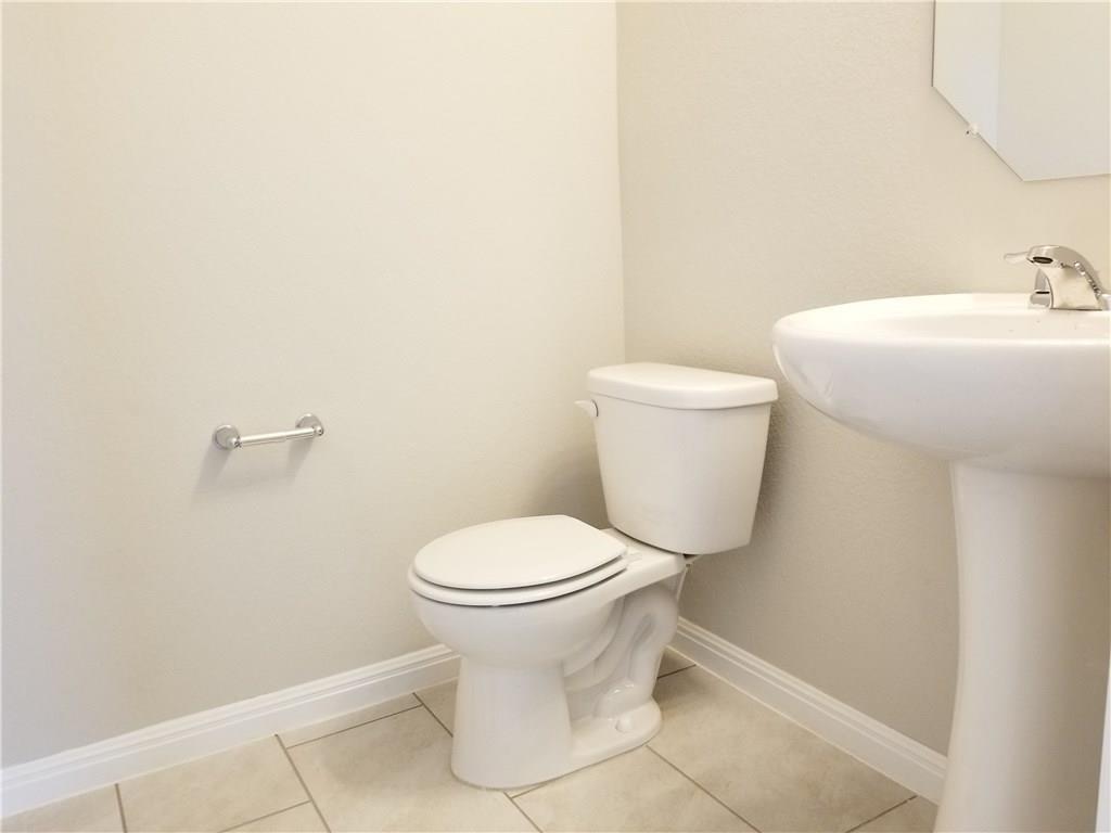 1024 Peregrine Way Property Photo 5