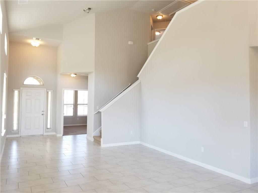 1024 Peregrine Way Property Photo 7