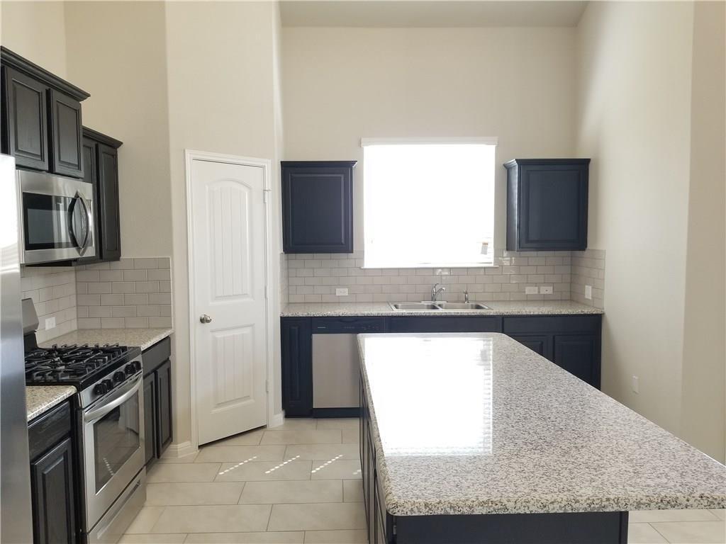 1024 Peregrine Way Property Photo 9