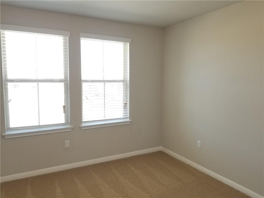 1024 Peregrine Way Property Photo 19