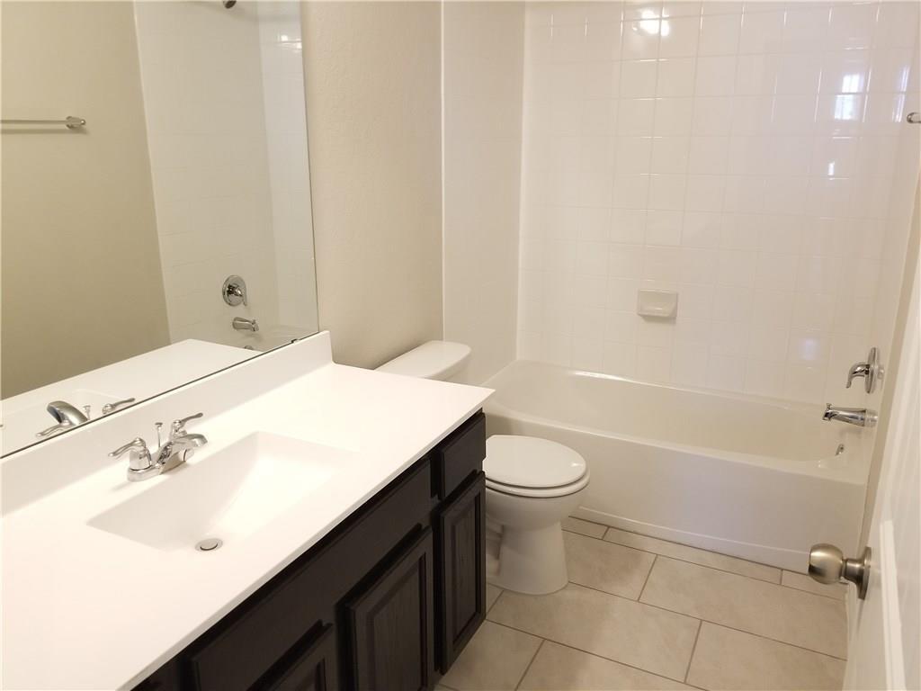 1024 Peregrine Way Property Photo 20