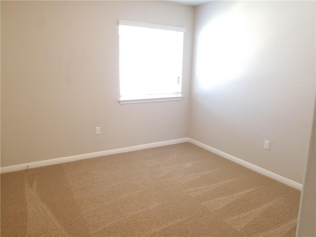 1024 Peregrine Way Property Photo 22