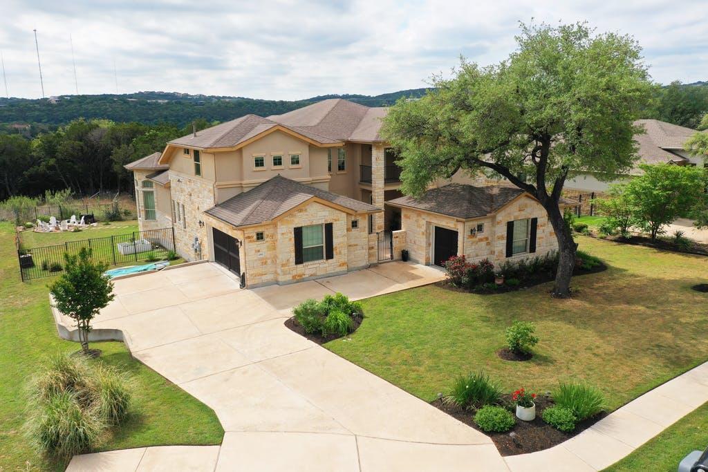 2521 Ionian Cv Property Photo