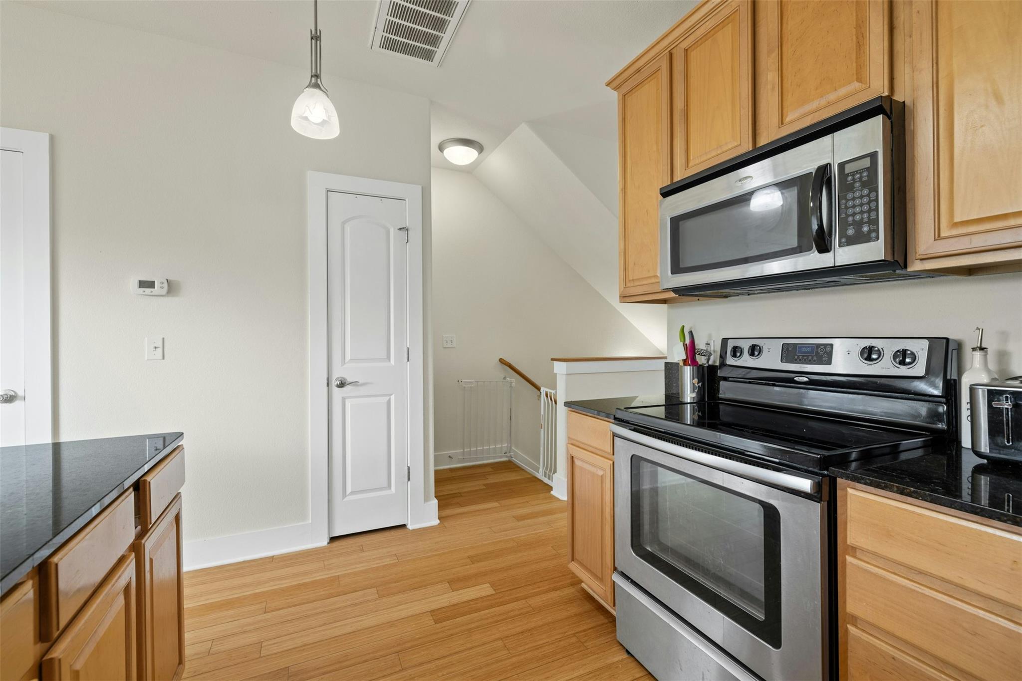 13420 Lyndhurst St 807 Property Photo 5
