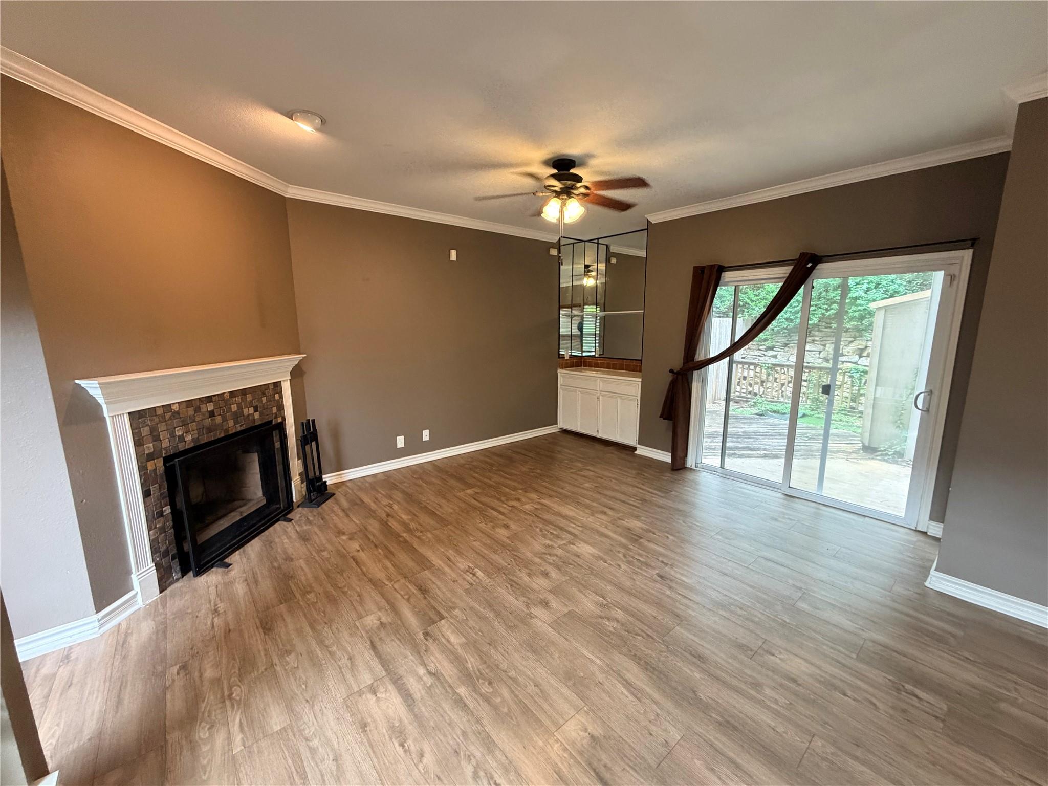 6600 Valleyside Rd #d-20 Property Photo 6