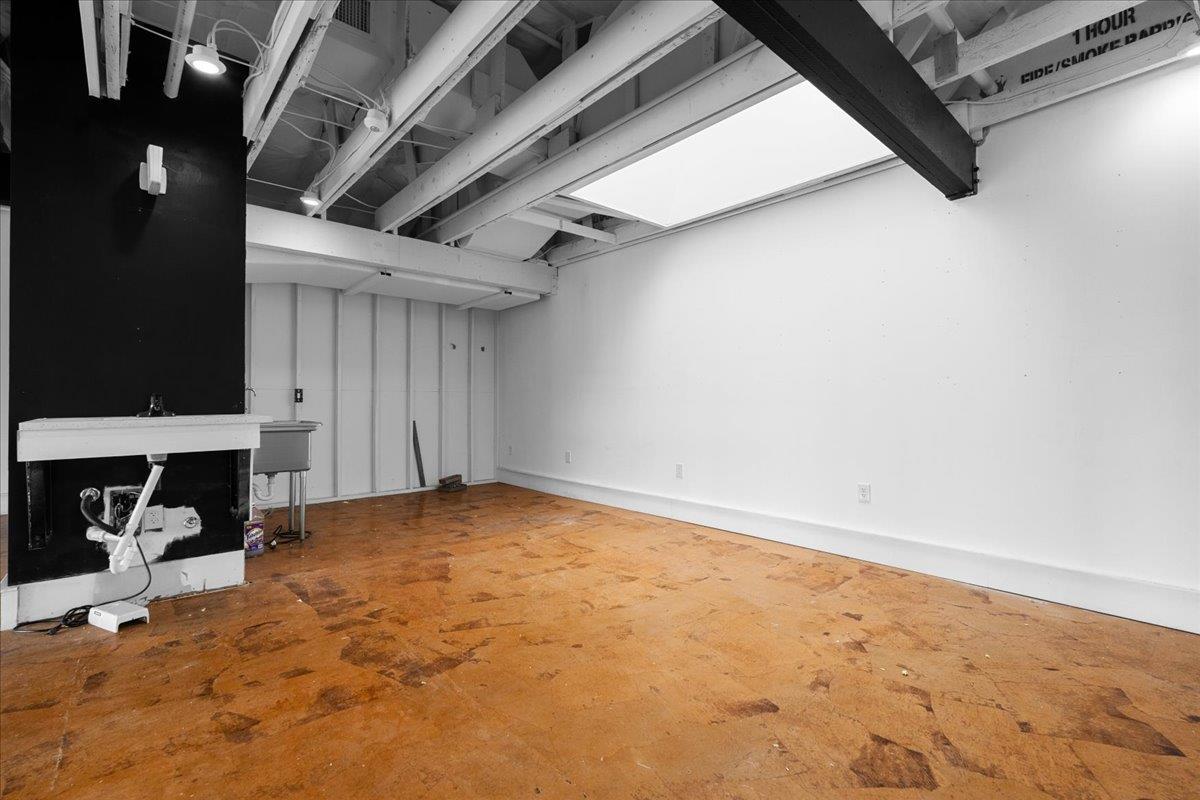 117 East St #200 Property Photo 10