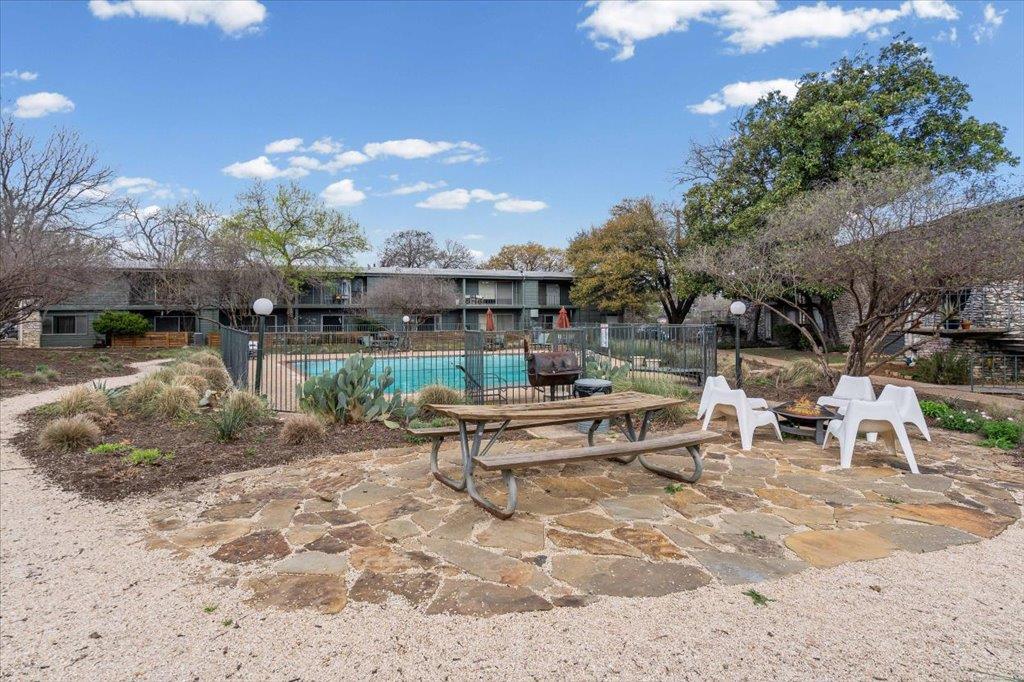 1304 Mariposa Dr #206 Property Photo 15